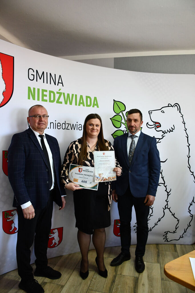 Uroczyste wręczenie nagród sportowcom z terenu Gminy Niedźwiada