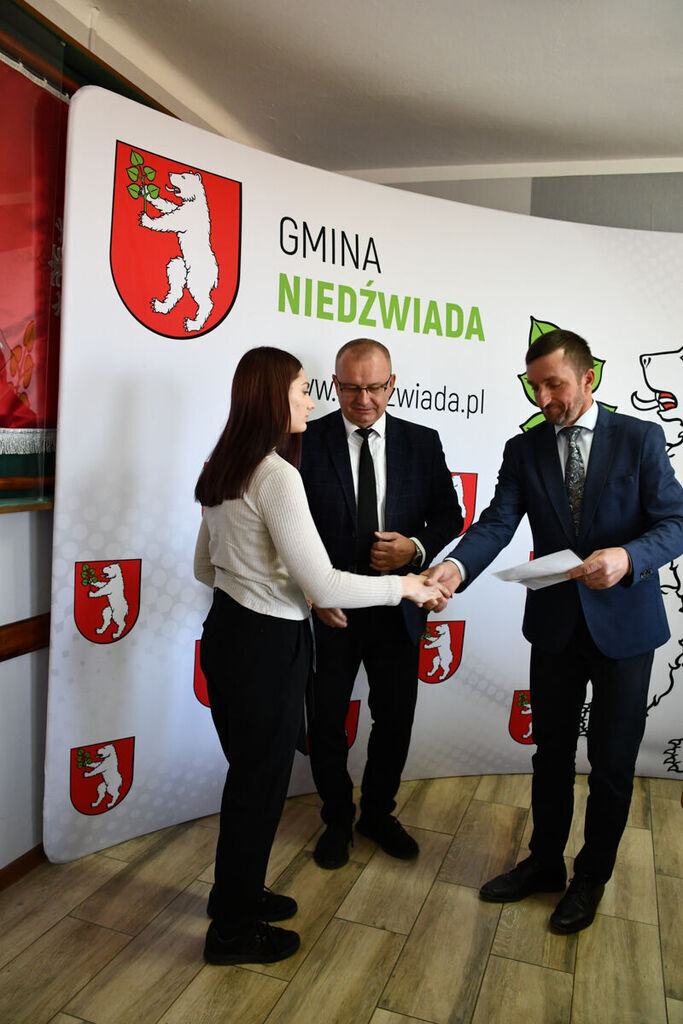 Uroczyste wręczenie nagród sportowcom z terenu Gminy Niedźwiada