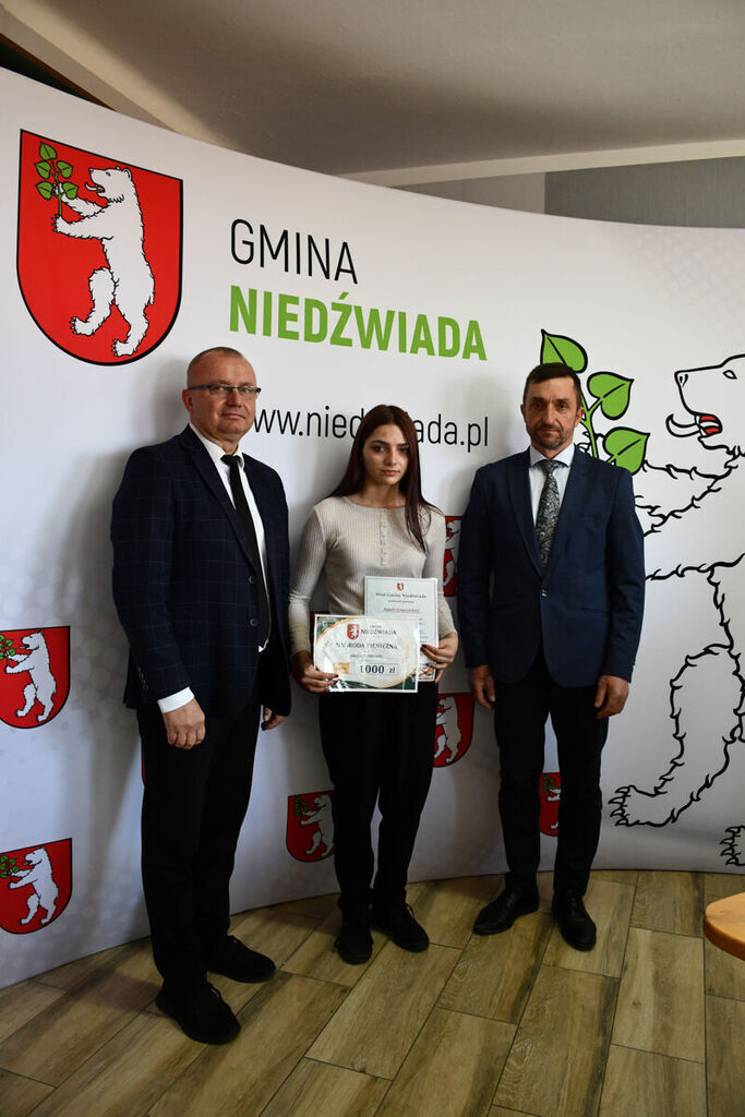 Uroczyste wręczenie nagród sportowcom z terenu Gminy Niedźwiada