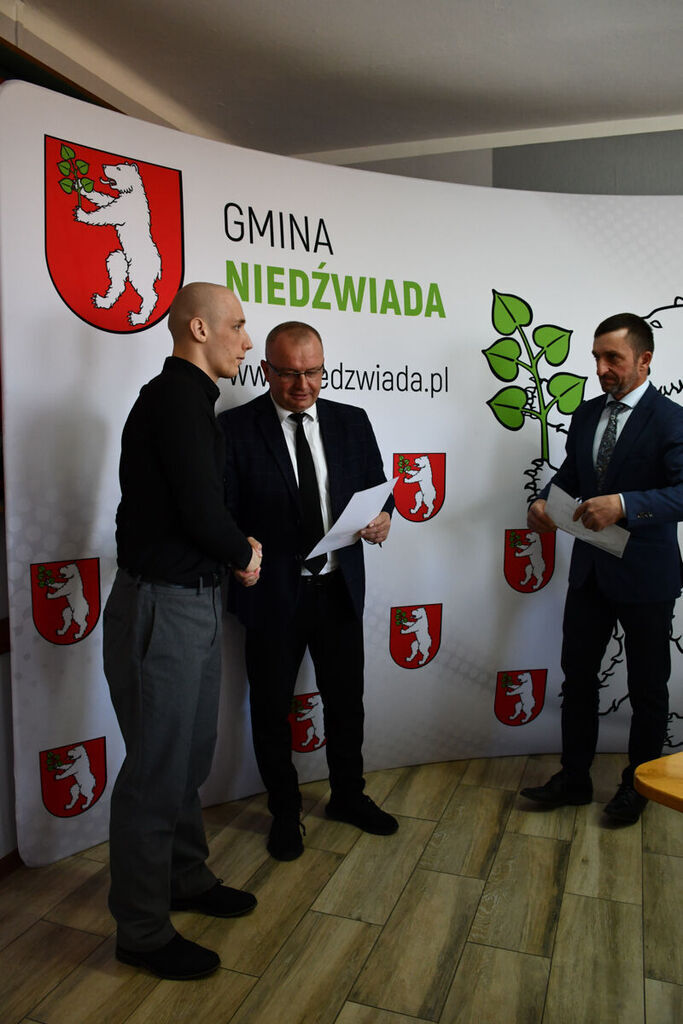 Uroczyste wręczenie nagród sportowcom z terenu Gminy Niedźwiada
