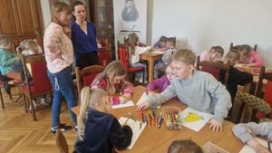 Jaka piękna plama - w bibliotece