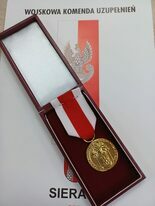 Medal „Za zasługi dla obronności kraju”
