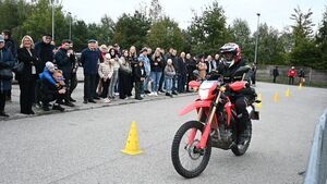 Fotorelacja z Pajęczańskiego Dnia dla Młodzieży, Powiatowego Święta Plonów oraz Zlotu Motocyklowego - Pajęczno 2024