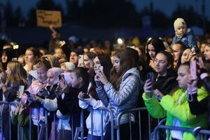 Fotorelacja z Pajęczańskiego Dnia dla Młodzieży, Powiatowego Święta Plonów oraz Zlotu Motocyklowego - Pajęczno 2024