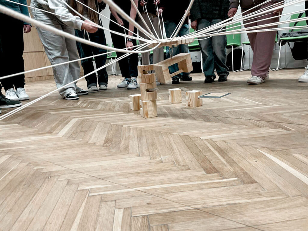 
                                                    Ogólnopolski Tydzień Kariery 2025 - Siła relacji w erze samotności
                                                