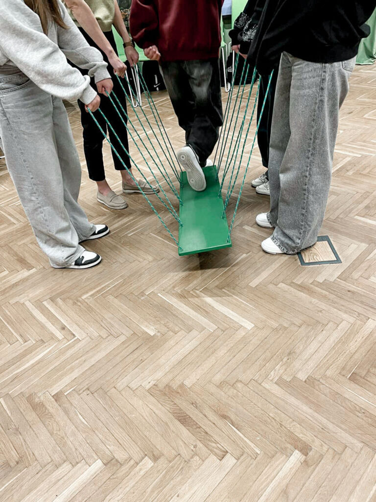 
                                                    Ogólnopolski Tydzień Kariery 2025 - Siła relacji w erze samotności
                                                