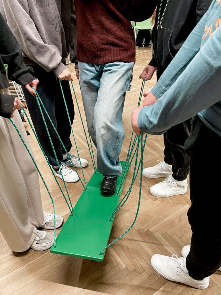 
                                                    Ogólnopolski Tydzień Kariery 2025 - Siła relacji w erze samotności
                                                