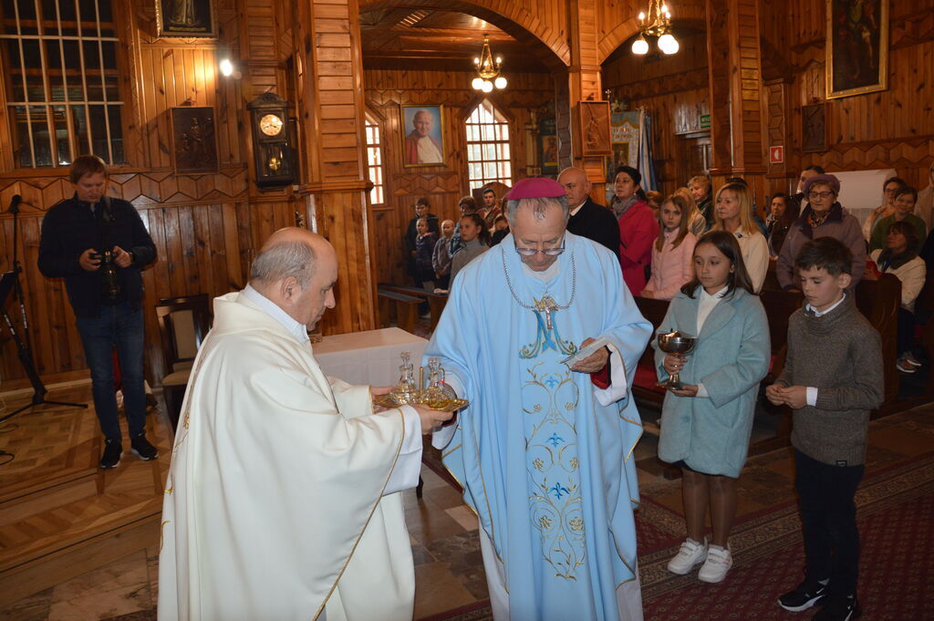 W sobotę 4 października Szkoła Podstawowa w Lipinach Dolnych obchodziła jubileusz 20-lecia nadania jej imienia św. Franciszka z Asyżu