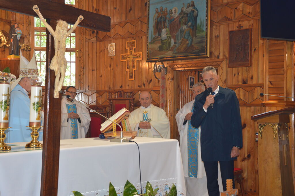 W sobotę 4 października Szkoła Podstawowa w Lipinach Dolnych obchodziła jubileusz 20-lecia nadania jej imienia św. Franciszka z Asyżu