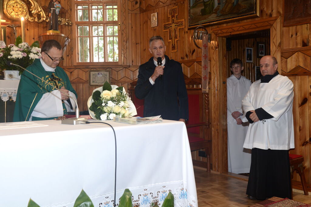Renowacja Misji św. w kościele pw. MB Częstochowskiej w Lipinach Górnych