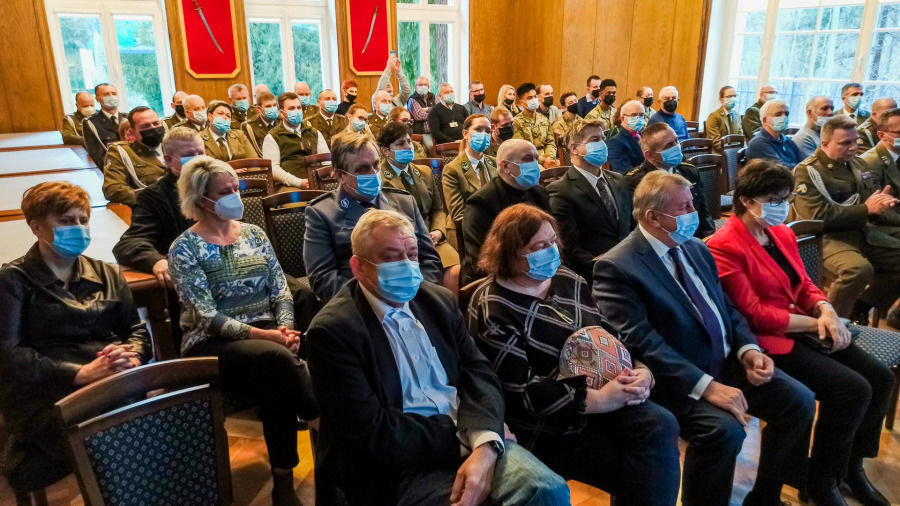 Odsłonięcie tablicy poświęconej prof. Zbigniewowi Relidze