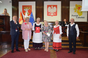 NAGRODY ZA OSIĄGNIĘCIA W DZIEDZINIE TWÓRCZOŚCI ARTYSTYCZNEJ UPOWSZECHNIANIA I OCHRONY KULTURY ORAZ NAGRODY ZA OSIĄGNIĘTE WYNIKI SPORTOWE ORAZ WYBITNE OSIĄGNIĘCIA W DZIAŁALNOŚCI SPORTOWEJ