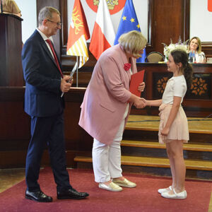 NAGRODY ZA OSIĄGNIĘCIA W DZIEDZINIE TWÓRCZOŚCI ARTYSTYCZNEJ UPOWSZECHNIANIA I OCHRONY KULTURY ORAZ NAGRODY ZA OSIĄGNIĘTE WYNIKI SPORTOWE ORAZ WYBITNE OSIĄGNIĘCIA W DZIAŁALNOŚCI SPORTOWEJ