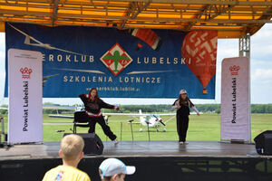 Lotniczy Dzień Dziecka w Radawcu – święto radości i podniebnych atrakcji