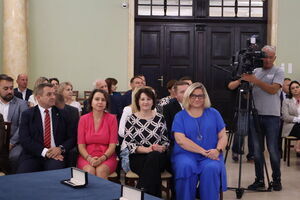 Podpisanie umowy na dofinansowanie tras o charakterze użyteczności publicznej