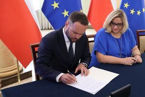 Podpisanie umowy na dofinansowanie tras o charakterze użyteczności publicznej