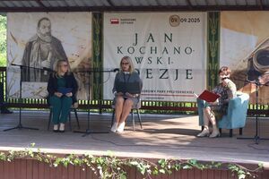 Czytanie poezji Jana Kochanowskiego w ramach akcji Narodowe Czytanie