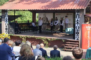 Czytanie poezji Jana Kochanowskiego w ramach akcji Narodowe Czytanie