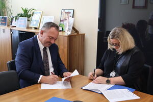 Kolejna umowa w ramach projektu „e-Geodezja II” podpisana – prace w Gminie Zakrzew