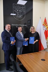 Kolejna umowa w ramach projektu „e-Geodezja II” podpisana – prace w Gminie Zakrzew