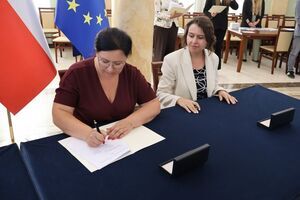 Podpisanie umowy na wdrożenie Ustawy o Ochronie Ludności i Obronie Cywilnej