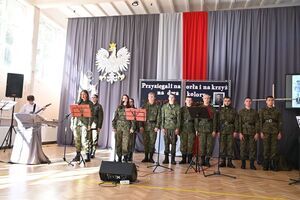 Przysięgali na orła i na krzyż, na dwa kolory...