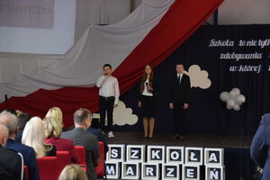 Otwarcie nowego budynku szkoły w Jakubowicach Konińskich