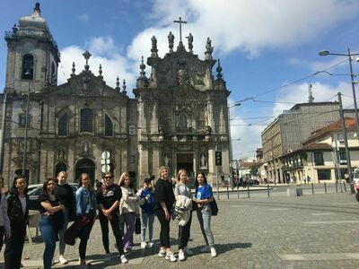 
                                                    Uczniowie ZSZ nr 2 w Dęblinie zwiedzają Portugalię  -  Porto
                                                