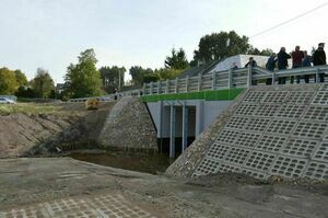 
                                                    Zakończono roboty budowlane w zadaniu inwestycyjnym polegającym na budowie mostu w drodze powiatowej nr 1430L w m. Ogonów.
                                                