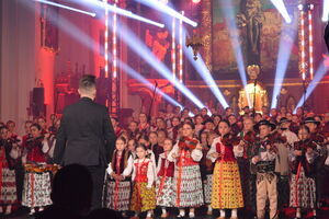 
                                                    „Warto być Polakiem” - Koncert Małej Armii Janosika w Rykach
                                                