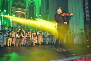 
                                                    „Warto być Polakiem” - Koncert Małej Armii Janosika w Rykach
                                                