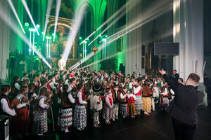 
                                                    Wspomnień czar – koncert „Małej Armii Janosika” raz jeszcze…
                                                