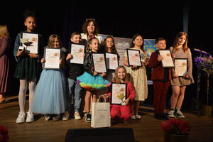 
                                                    Wojewódzki Festiwal Piosenki Dziecięcej i Młodzieżowej „Śpiewający Słowik” 2024
                                                