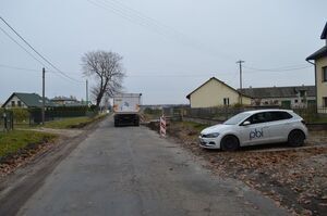 
                                                    Trwają prace budowlane przy zadaniu pn.: „Przebudowa drogi powiatowej Nr 1420L od km 0+000 do km 6+299,73 w miejscowościach Kłoczew, Jagodne, Gózd”
                                                