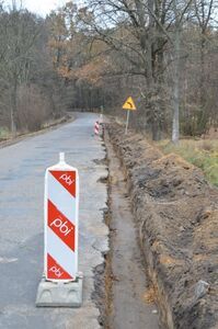 
                                                    Trwają prace budowlane przy zadaniu pn.: „Przebudowa drogi powiatowej Nr 1420L od km 0+000 do km 6+299,73 w miejscowościach Kłoczew, Jagodne, Gózd”
                                                