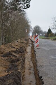 
                                                    Trwają prace budowlane przy zadaniu pn.: „Przebudowa drogi powiatowej Nr 1420L od km 0+000 do km 6+299,73 w miejscowościach Kłoczew, Jagodne, Gózd”
                                                