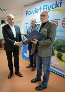 
                                                    POWIATOWA RADA RYNKU PRACY W RYKACH
                                                