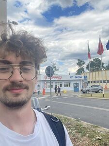 
                                                    Uczniowie Zespołu Szkól Zawodowych nr 1 w Dęblinie na stażu wakacyjnym
                                                