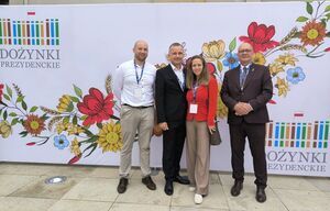 
                                                       Delegacja Powiatu Ryckiego na Dożynkach Prezydenckich 2025
                                                