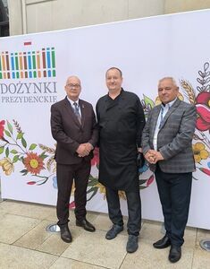 
                                                       Delegacja Powiatu Ryckiego na Dożynkach Prezydenckich 2025
                                                