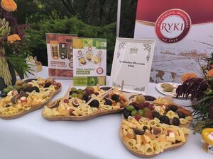 
                                                       Delegacja Powiatu Ryckiego na Dożynkach Prezydenckich 2025
                                                