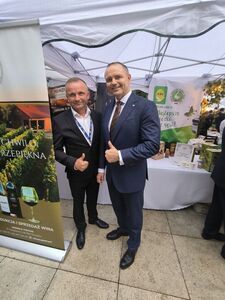 
                                                       Delegacja Powiatu Ryckiego na Dożynkach Prezydenckich 2025
                                                