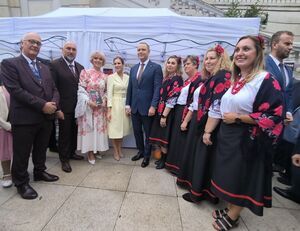 
                                                       Delegacja Powiatu Ryckiego na Dożynkach Prezydenckich 2025
                                                