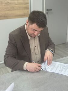 
                                                    Podpisanie umów na remont dwóch odcinków dróg powiatowych
                                                