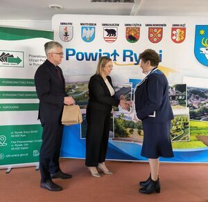 
                                                       POWIATOWA RADA RYNKU PRACY W RYKACH
                                                