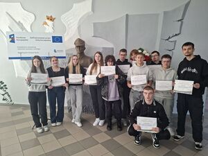 
                                                    Kolejni uczniowie Zespołu Szkół Zawodowych nr 1 w Dęblinie ukończyli kurs  - Programowanie i obsługiwanie procesu druku 3D
                                                