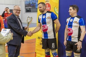 
                                                    XXIV Amatorska Liga Siatkówki w Rykach zakończona
                                                