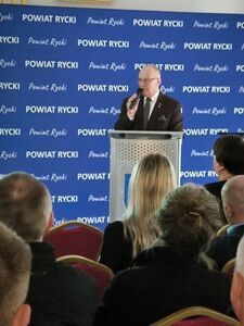 
                                                    Konferencja pt. „Czas na inwestycje – szanse dla biznesu w Powiecie Ryckim”
                                                