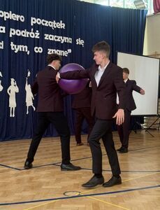 
                                                       Pożegnanie uczniów klas maturalnych
                                                