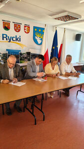 
                                                    Kolejna ważna inwestycja drogowa w powiecie. Rusza rozbudowa ulicy Swatowskiej w Rykach!
                                                